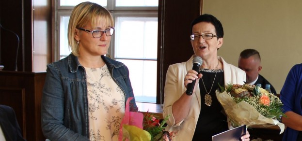 Katarzyna Pławecka i dr Halina Nocoń podczas czwartkowej sesji Rady Miejskiej